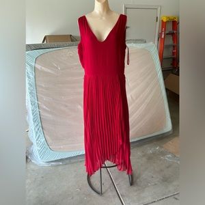 White House Black Market Red Chiffon Asymmetric Pleated Dress No Belt